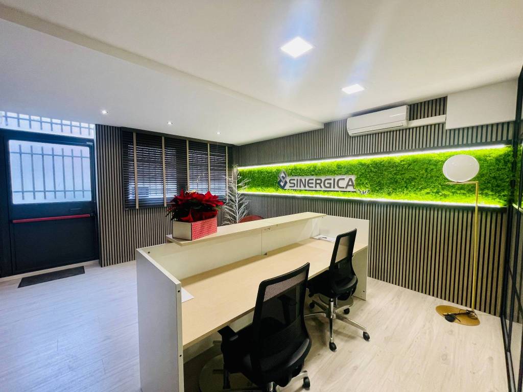 ufficio in vendita a Trezzano sul Naviglio