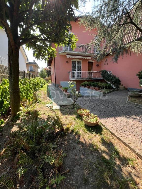appartamento in vendita a Trezzano sul Naviglio