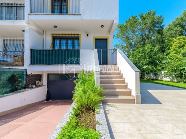 casa indipendente in vendita a Trezzano sul Naviglio