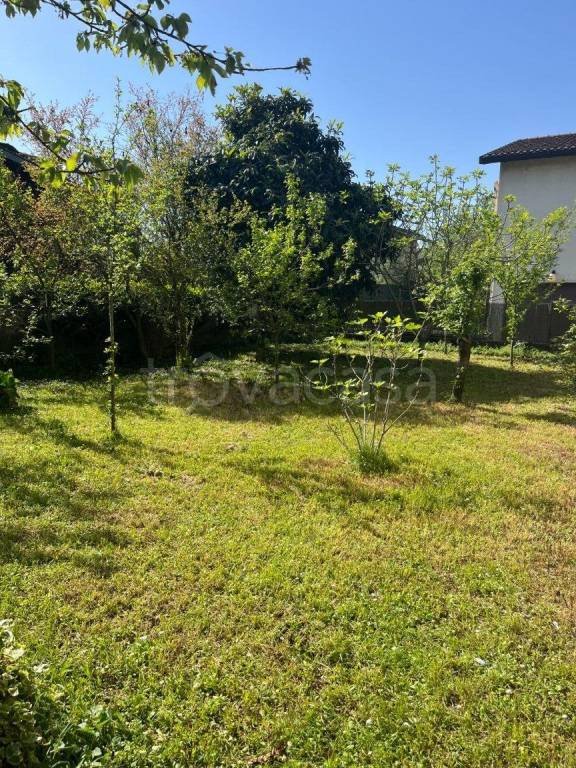 casa indipendente in vendita a Trezzano sul Naviglio