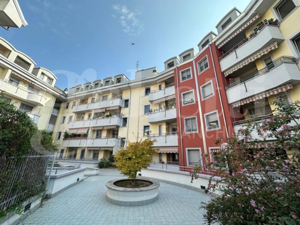 appartamento in vendita a Trezzano sul Naviglio