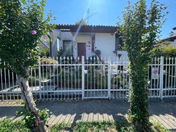 casa indipendente in vendita a Trezzano sul Naviglio
