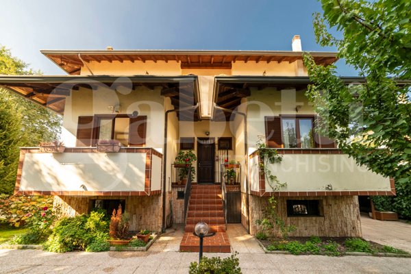 casa indipendente in vendita a Trezzano sul Naviglio