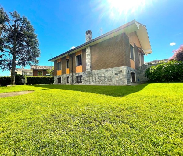 casa indipendente in vendita a Trezzano sul Naviglio