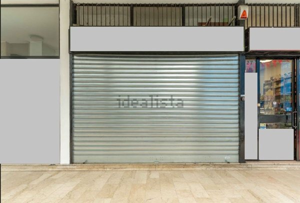 locale commerciale in vendita a Trezzano sul Naviglio