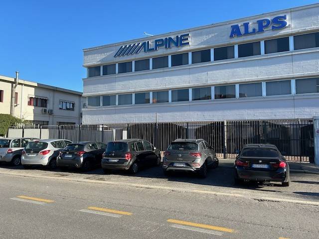 ufficio in vendita a Trezzano sul Naviglio