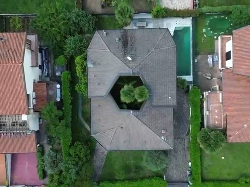 casa indipendente in vendita a Trezzano sul Naviglio