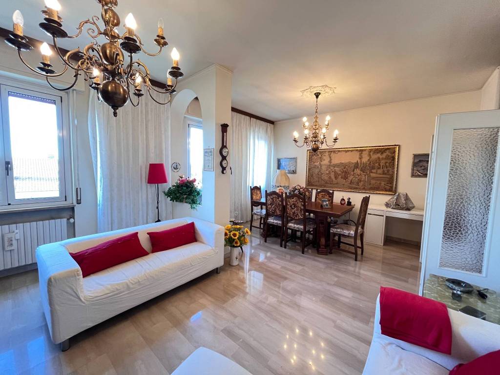 appartamento in vendita a Trezzano sul Naviglio