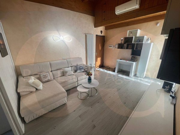 appartamento in vendita a Trezzano sul Naviglio