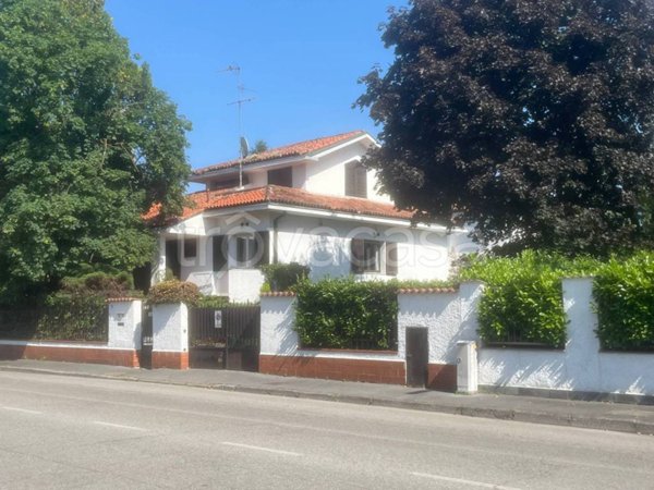 casa indipendente in vendita a Trezzano sul Naviglio