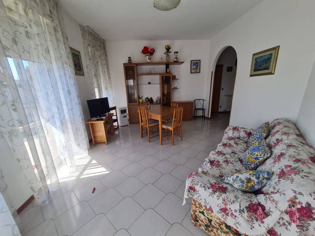 appartamento in vendita a Trezzano sul Naviglio