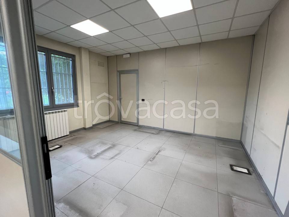 locale commerciale in vendita a Trezzano sul Naviglio