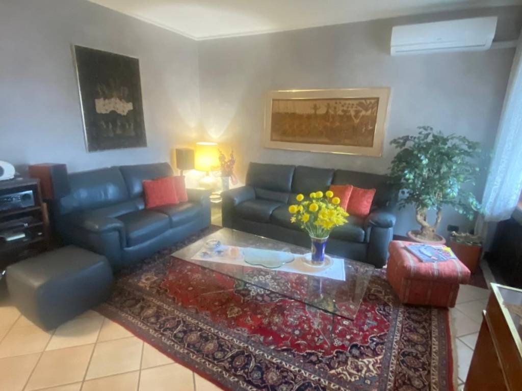 appartamento in vendita a Trezzano sul Naviglio