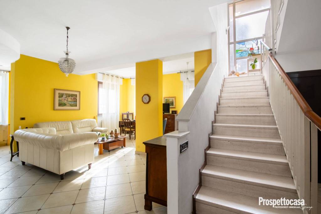 casa indipendente in vendita a Trezzano sul Naviglio