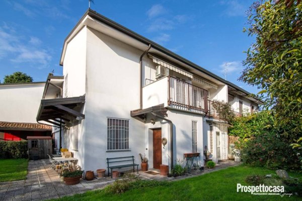 casa indipendente in vendita a Trezzano sul Naviglio