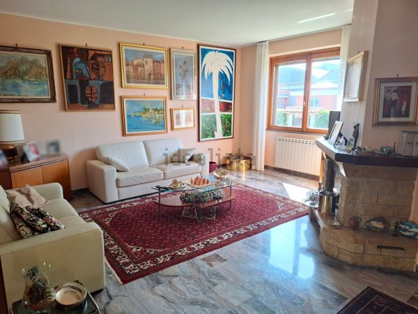 casa indipendente in vendita a Trezzano sul Naviglio