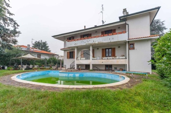 casa indipendente in vendita a Trezzano sul Naviglio