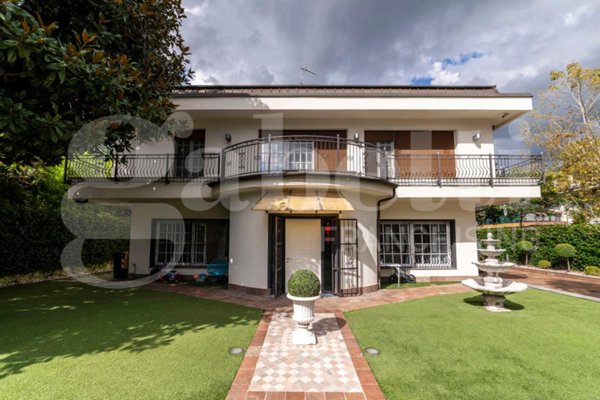 casa indipendente in vendita a Trezzano sul Naviglio