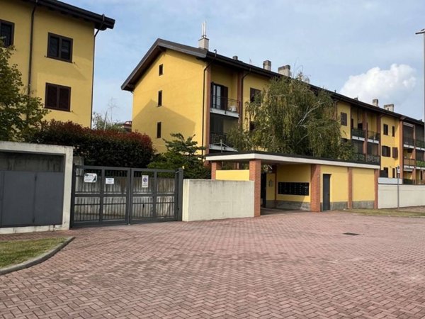 appartamento in vendita a Trezzano sul Naviglio