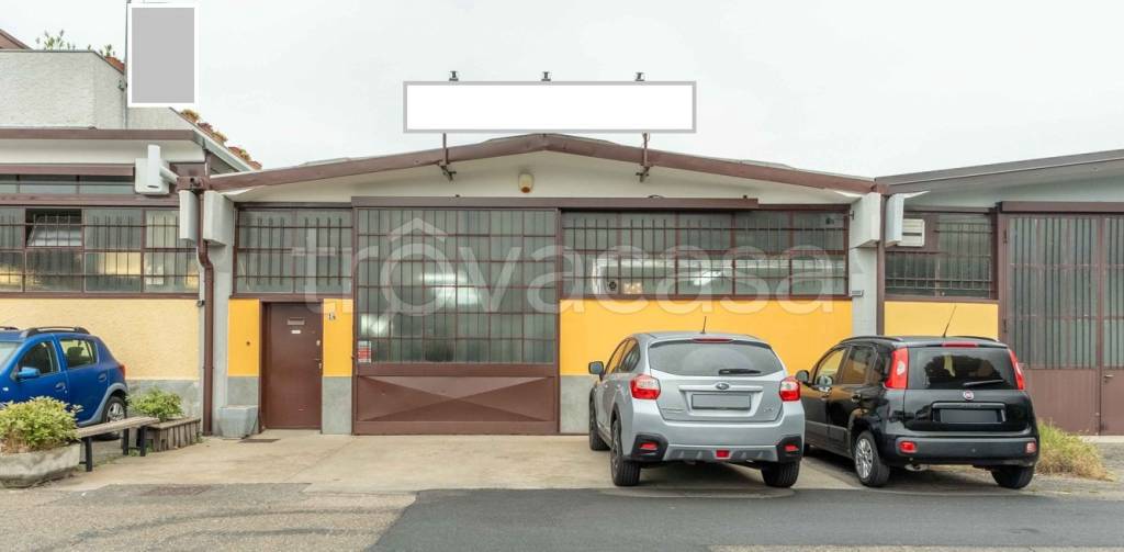 locale commerciale in vendita a Trezzano sul Naviglio