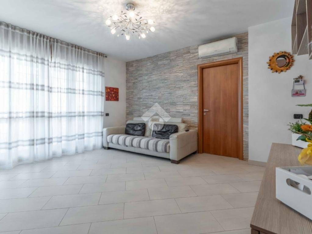 appartamento in vendita a Trezzano sul Naviglio