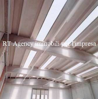 locale commerciale in vendita a Trezzano sul Naviglio