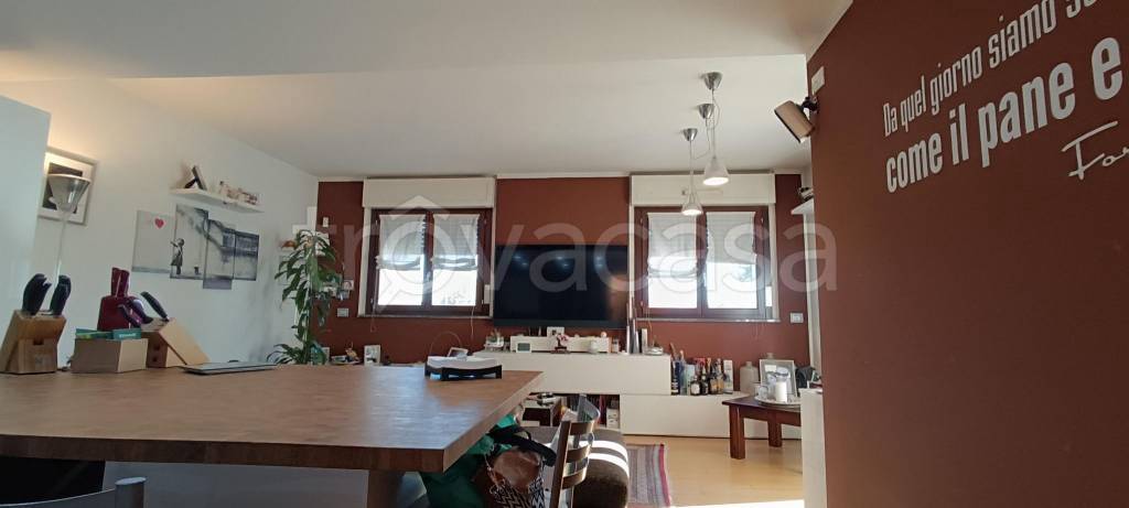 appartamento in vendita a Trezzano sul Naviglio