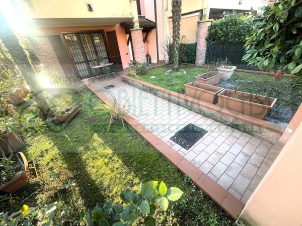 casa indipendente in vendita a Trezzano sul Naviglio