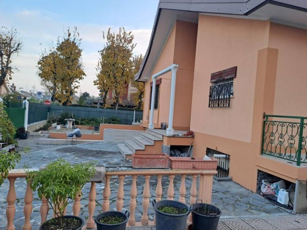 casa indipendente in vendita a Trezzano sul Naviglio