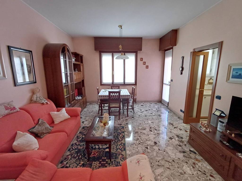 appartamento in vendita a Trezzano sul Naviglio