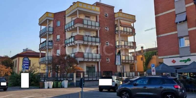 appartamento in vendita a Trezzano sul Naviglio