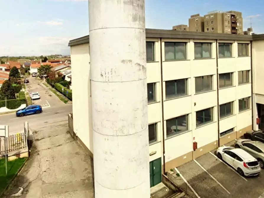 ufficio in vendita a Trezzano sul Naviglio