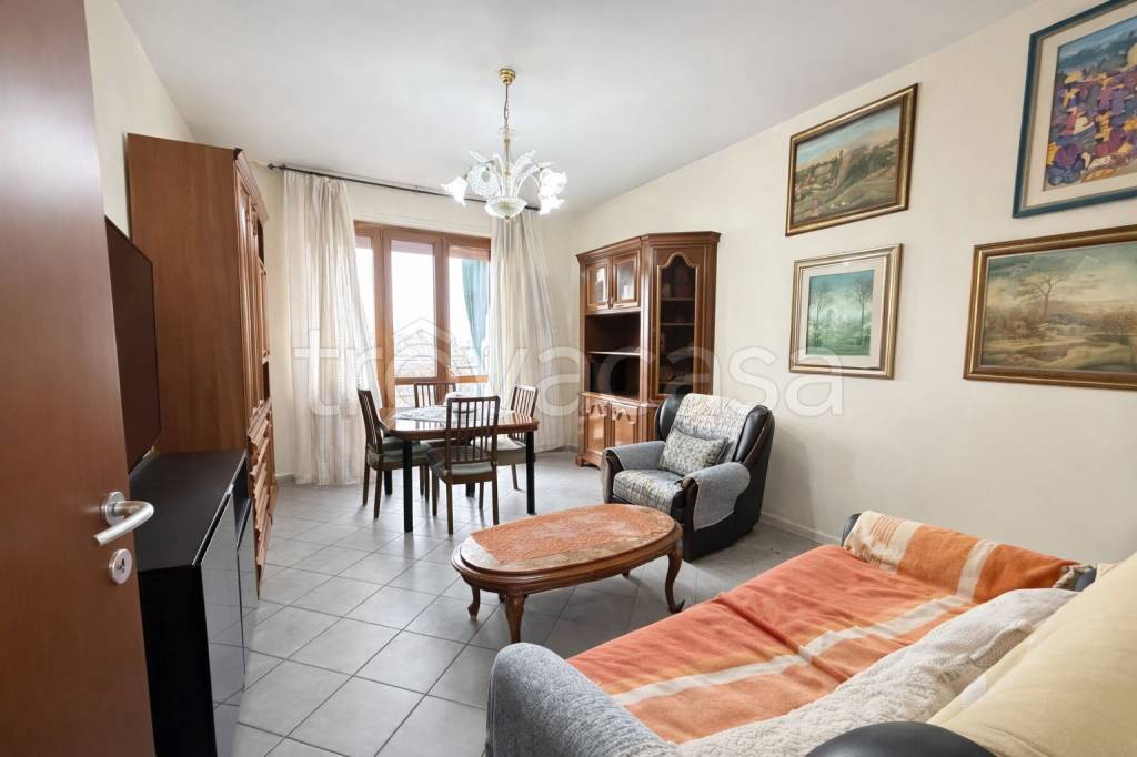 appartamento in vendita a Trezzano sul Naviglio