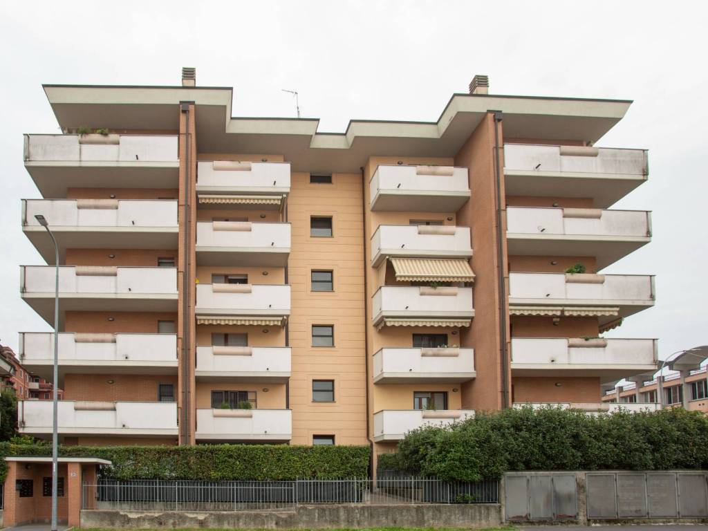 appartamento in vendita a Trezzano sul Naviglio
