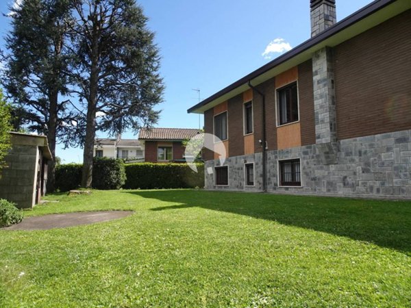 casa indipendente in vendita a Trezzano sul Naviglio