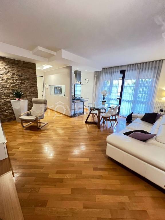 appartamento in vendita a Trezzano sul Naviglio