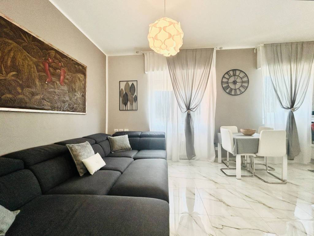 appartamento in vendita a Trezzano sul Naviglio