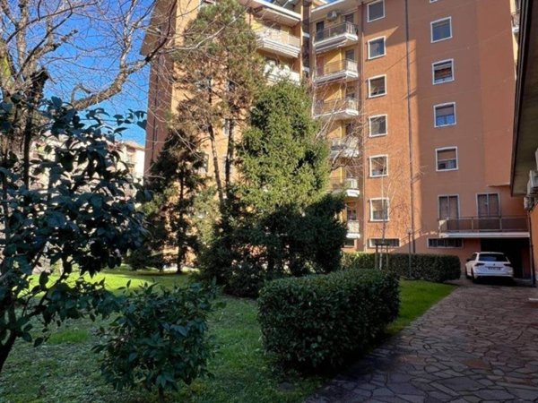 appartamento in vendita a Trezzano sul Naviglio