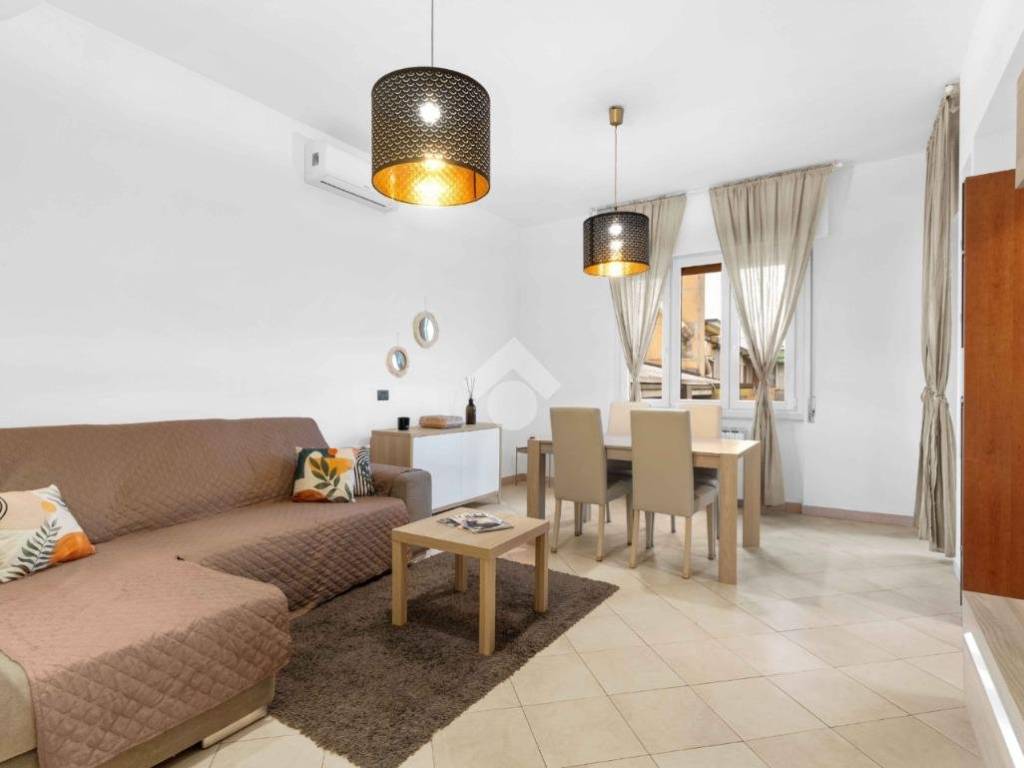 appartamento in vendita a Trezzano sul Naviglio