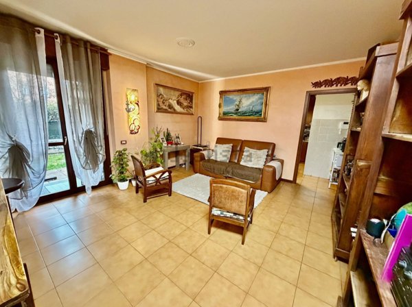 appartamento in vendita a Trezzano sul Naviglio