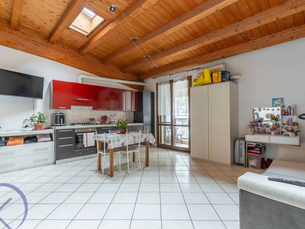 appartamento in vendita a Trezzano sul Naviglio