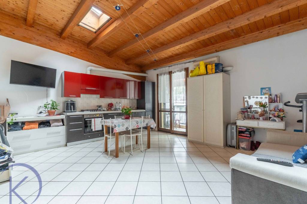 appartamento in vendita a Trezzano sul Naviglio