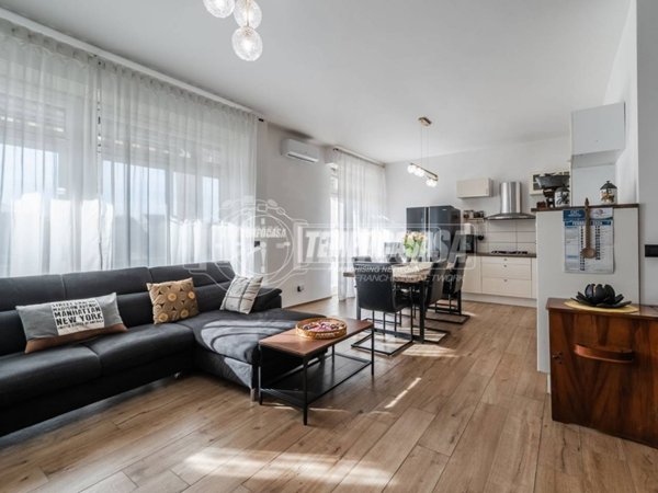 appartamento in vendita a Trezzano sul Naviglio