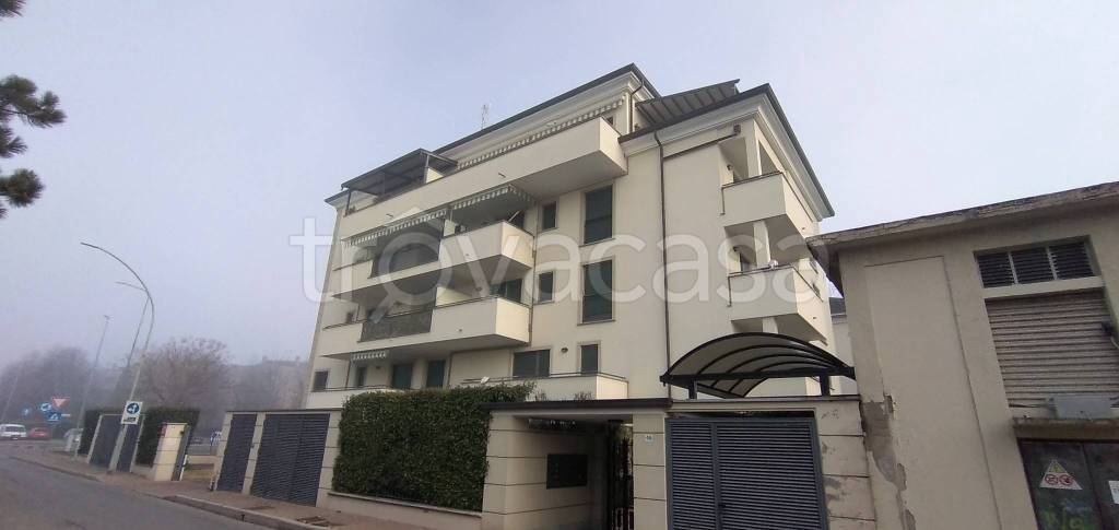 appartamento in vendita a Trezzano sul Naviglio