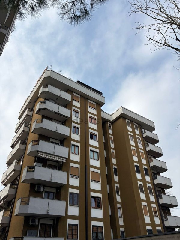 appartamento in vendita a Trezzano sul Naviglio