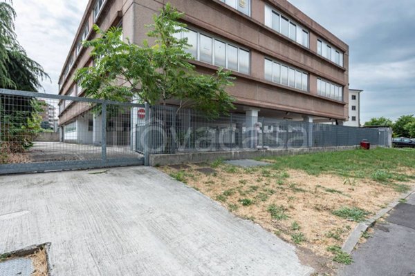 ufficio in vendita a Trezzano sul Naviglio