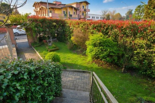 casa indipendente in vendita a Trezzano sul Naviglio