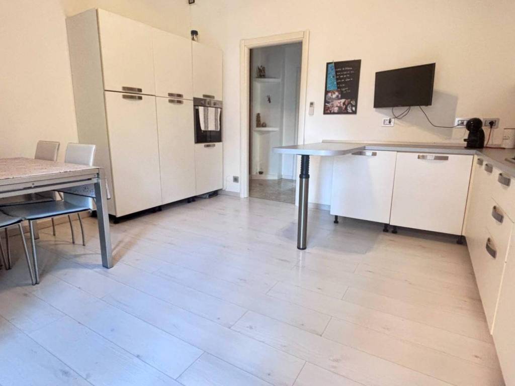 appartamento in vendita a Trezzano sul Naviglio