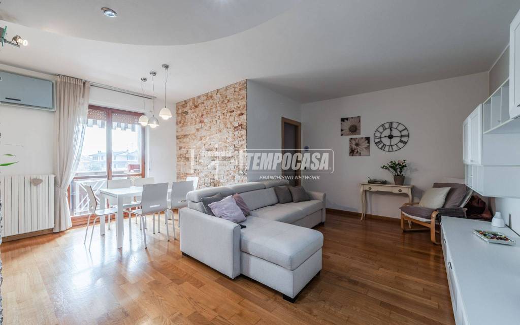 appartamento in vendita a Trezzano sul Naviglio