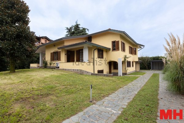 casa indipendente in vendita a Trezzano sul Naviglio